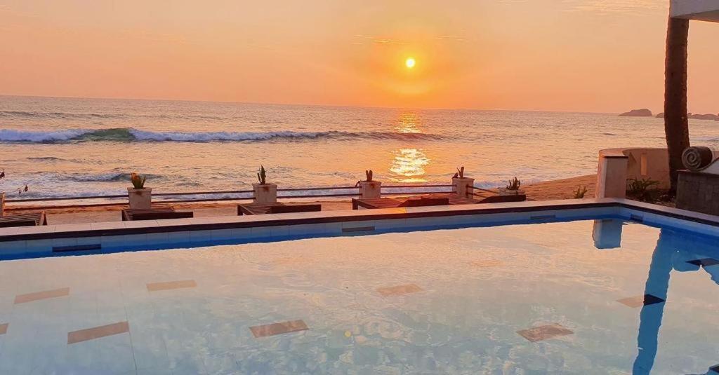 Ap Nippon Beach Hikkaduwa Eksteriør bilde